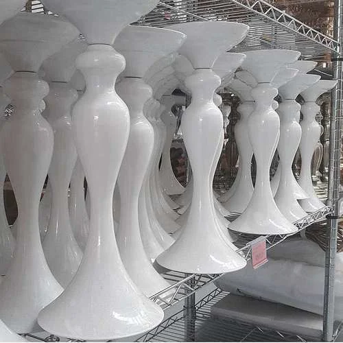 ™️ Nathalia Centerpiece White