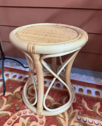 ™ Small side table - Rattan
