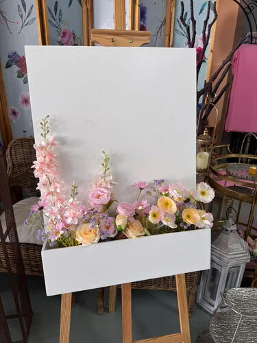 ™ Welcome box with flowers